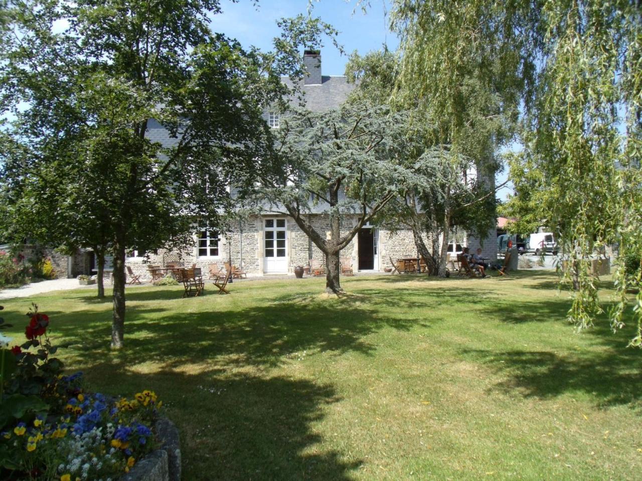 Le Tertre Bed & Breakfast La Feuillie  Exterior photo